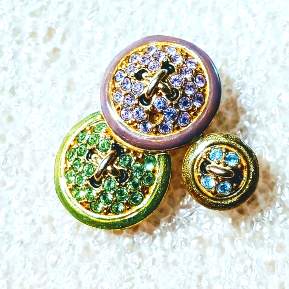 Vintage Monet Buttons Brooch